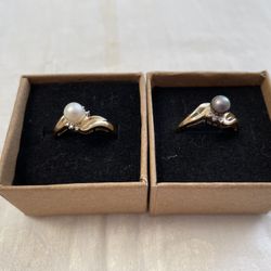 Grey & White Pearl Rings; Emerald Earrings; Blue Topaz Ring & Earrings