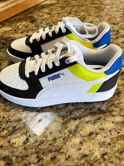 Puma Low-Top Sneakers