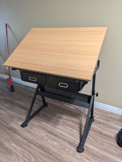 Art desk