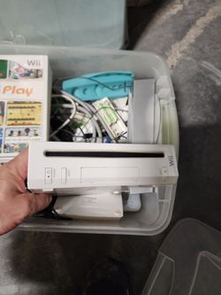 Nintendo will consoles and controllers