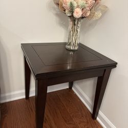 End table/Side Table 