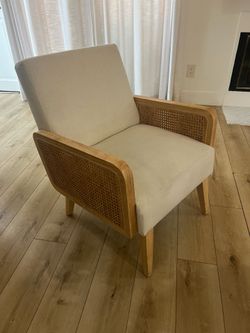 Rattan linen accent chair