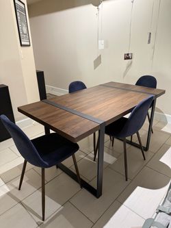 Dining Table with 4 Navy Blue Chairs