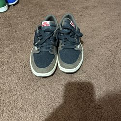 Travis Scott’s Low 1s