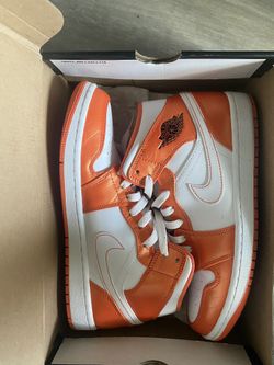 Jordan Retro 1s
