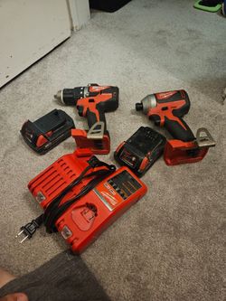 Milwaukee drill set