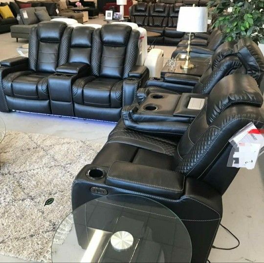 🖤BRAND NEW ASHLEY 👌 Party Time Reclining Sofa and Loveseat