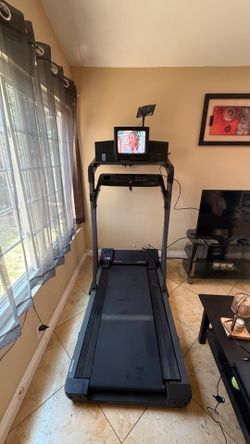Pro-Form 785TL Treadmill with TV