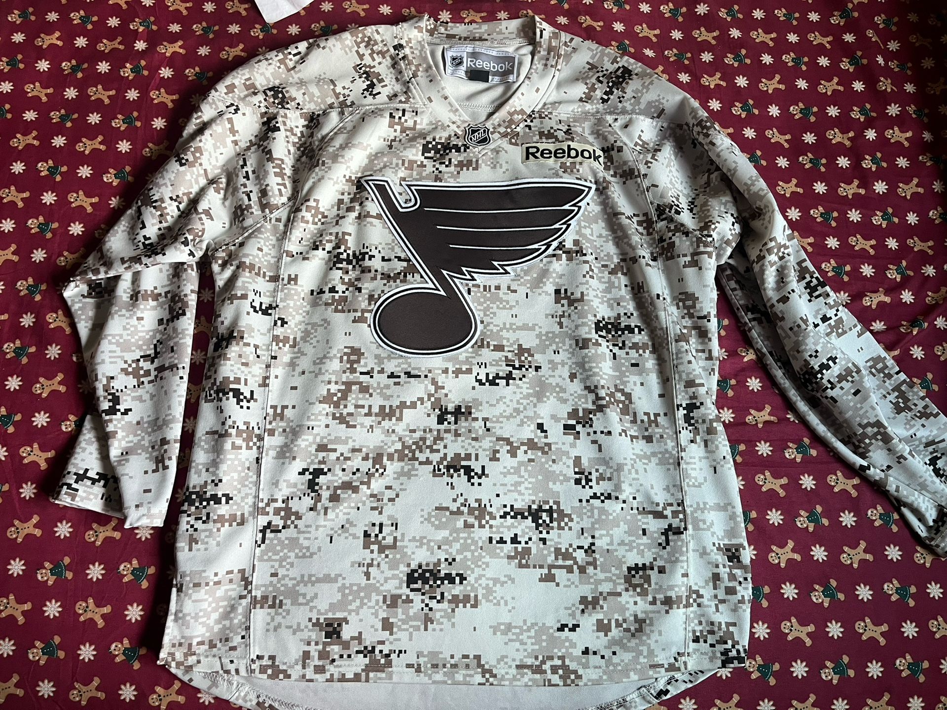 Reebok St Louis Blues Men’s Large Jersey