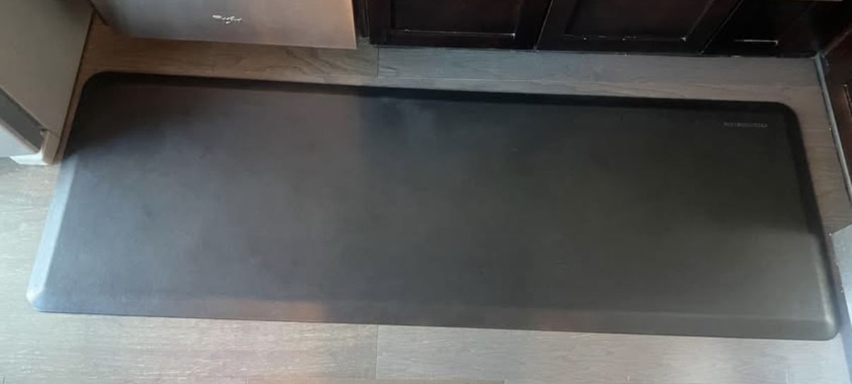 WELLNESSmats Anti-fatigue Mat - 6’x2’x3/4”