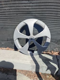 Toyota hubcap