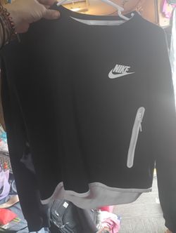 Med Black Nike Long Sleeve