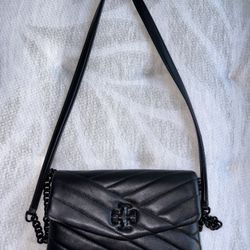 Kira Chevron Powder Coated Chain Wallet