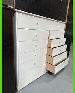 12 drawers dresser / Twelve drawers dresser / Cajonera / Comoda