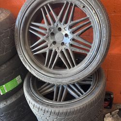 22s Staggered 5x115 Charger Challenger 