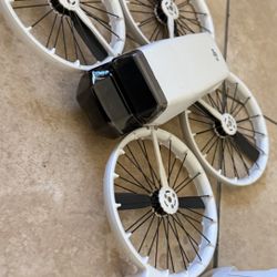 DJI Flip Fly More Combo - Includes Charging hub + 2 Extra Batteries 