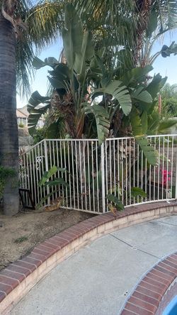 FREE FENCE