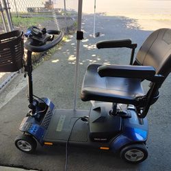 PRIDE 4 Wheel Mobility Scooter, Great Condition 