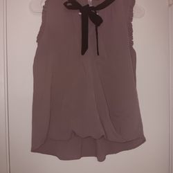 Lavender And Black Top Size Small 