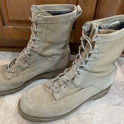 Military Surplus Bates Waterproof GoreTex Boots, 13 R