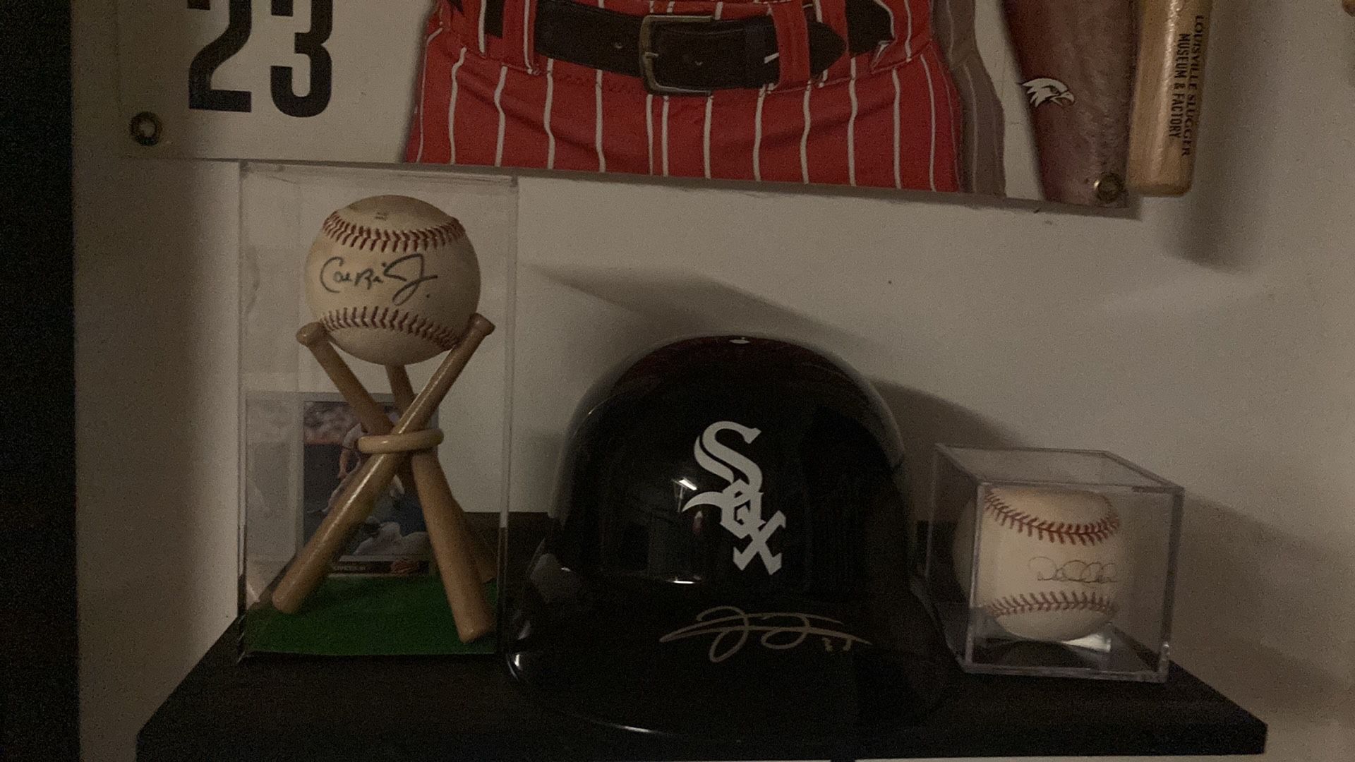 Frank Thomas Steve Young And Santonio Holmes Coa Signed Memorabilia