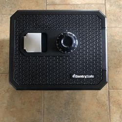 New Safe 13.7tall  16.4wide 18.8 Length 