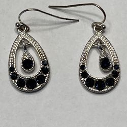 Fashion Jewelry Silver Earrings With Dark Blue Stones