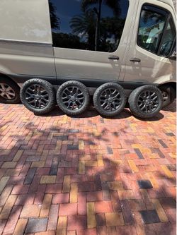 Toyota Tundra Rims and tires