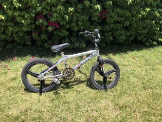 Quick spin Razor Freestyle BMX bike