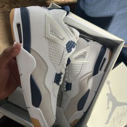 Jordan 4 Blue Navy