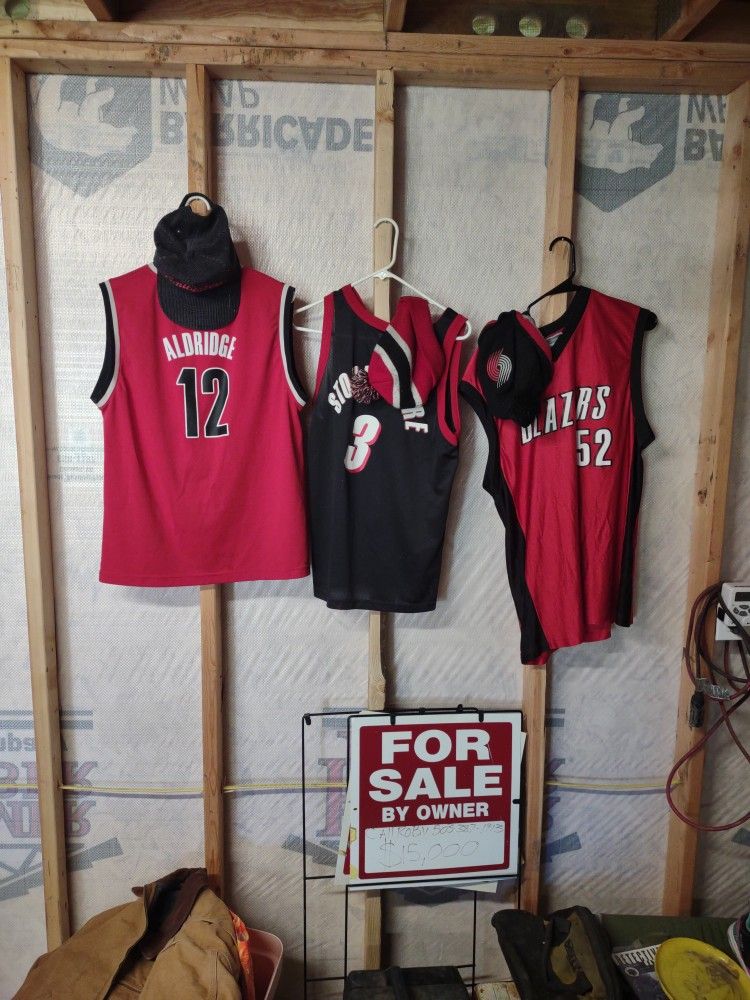Blazer Jerseys And Hats