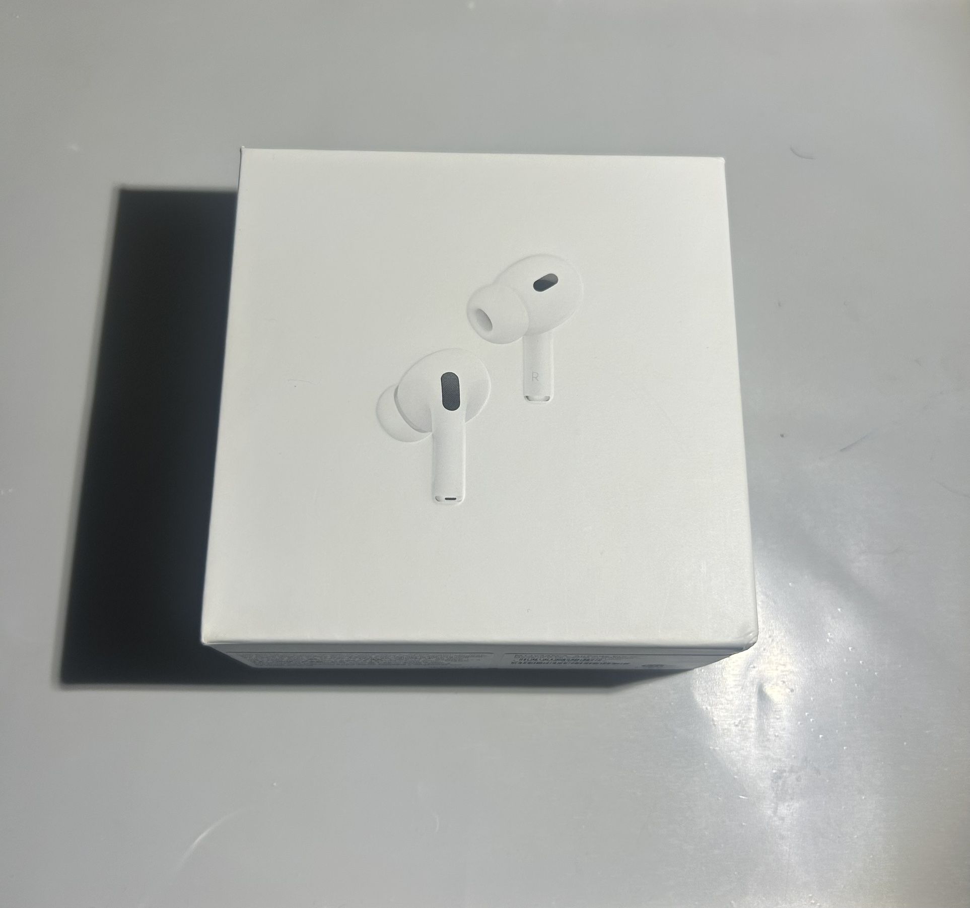 Apple AirPods Pro (2nd Gen) – Excellent Condition