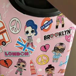 Girl Luggage 
