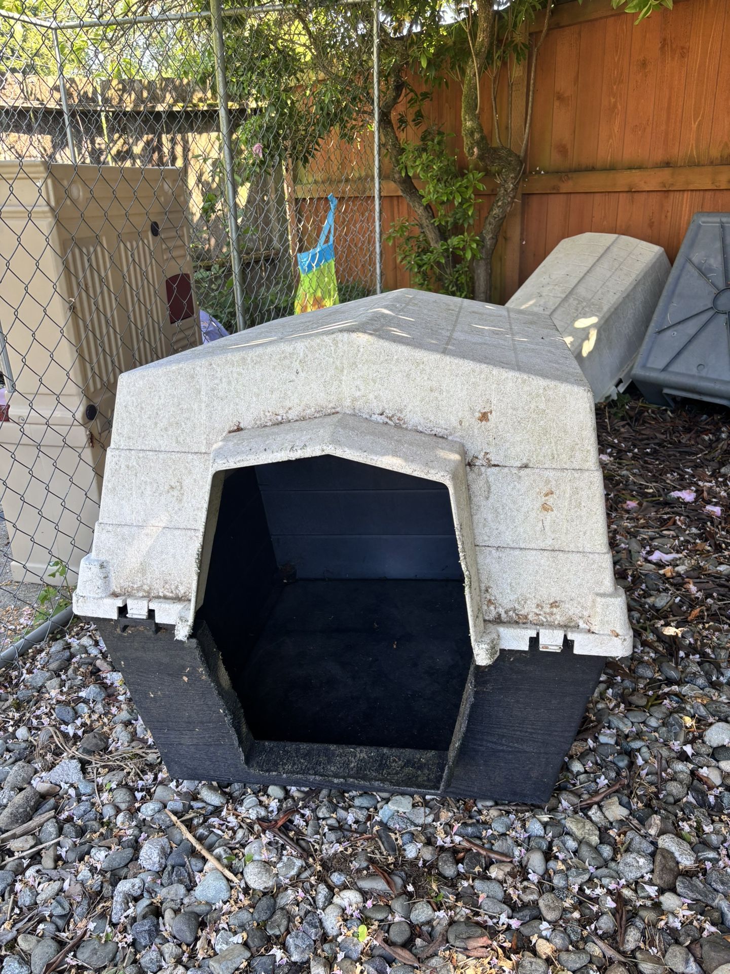 X-large Dog Kennel