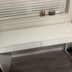 IKEA Micke Desk 