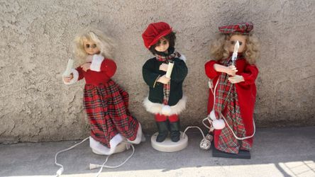 24" Animated 15 Christmas Songs, Boy Caroler Figure Movement, Music Candle Light
