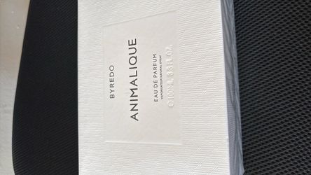 Animalique perfume