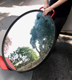 Steel frame round mirror