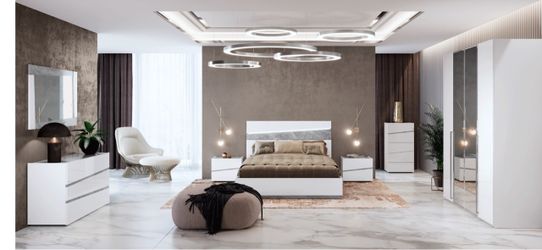 7 Pieces Ultra Modern Bedroom Set