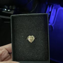 14K gold heart nugget ring 