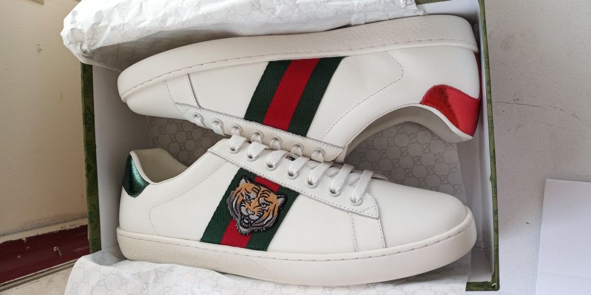 Zapatos De Diseñador Gucci Size 9 5