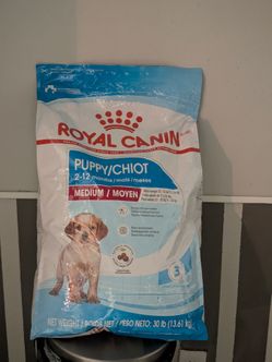 Royal canin puppy Chow