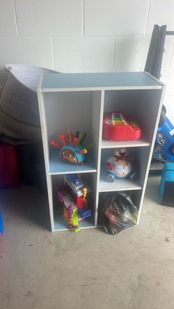 small book shelf