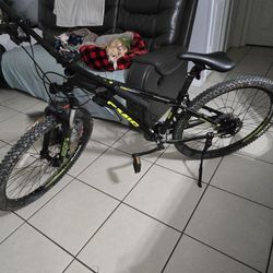 2019 Jamis Trail X A2 Mountain Bike