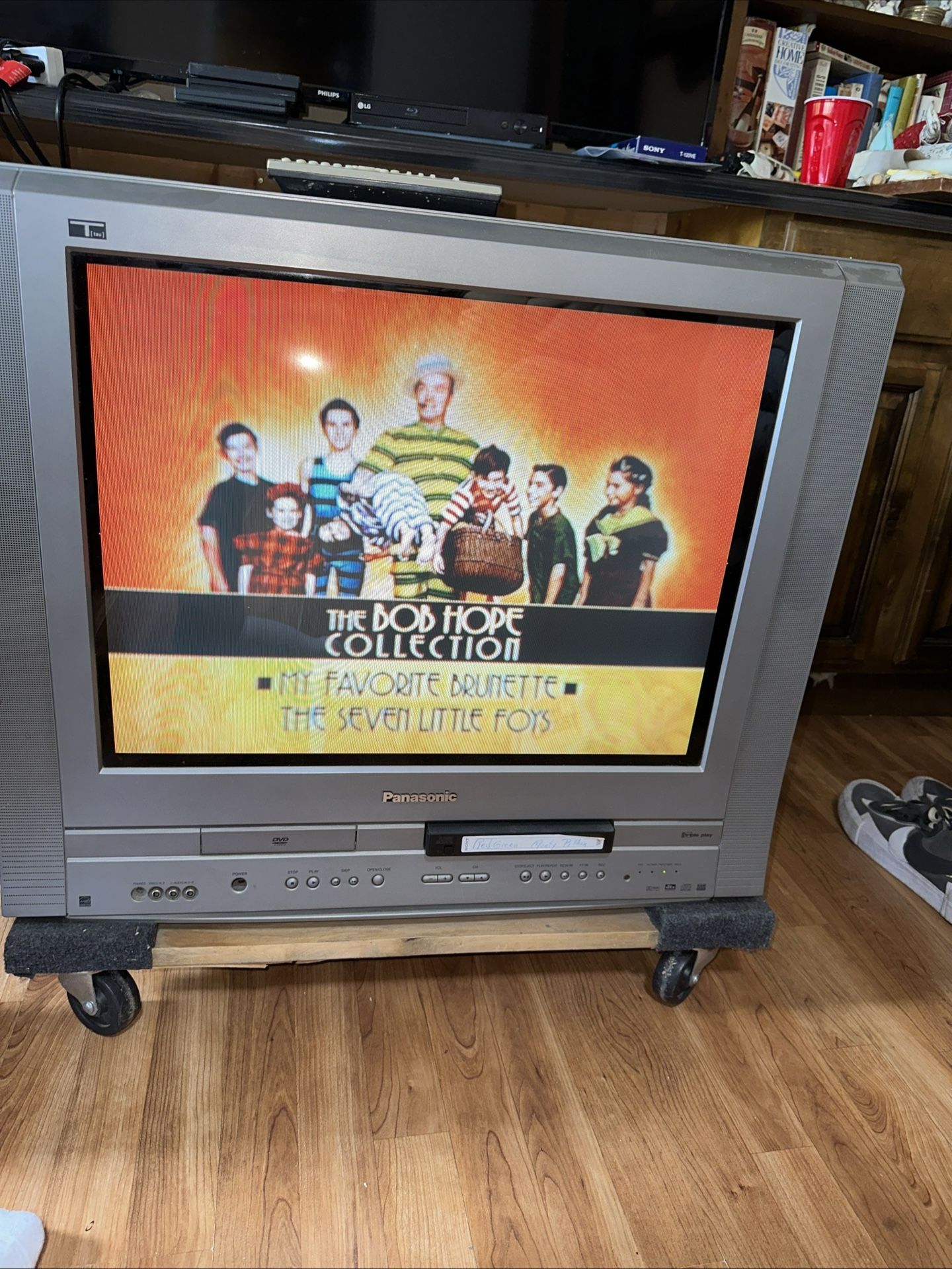 Panasonic 27 Inch 3 In One Tv DVD And VHS