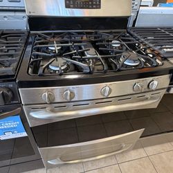 GE 5 burner stove Financing Available 