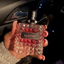 Valentino Perfume 