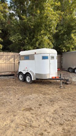 Horse Trailer 