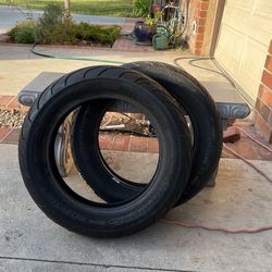 Brand New Michelin Commander 2s 130/90 B16