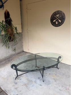 Oval Glass Top Wrought Iron Coffee Table Very Sturdy and Heavy 54x28in Used Great Condition